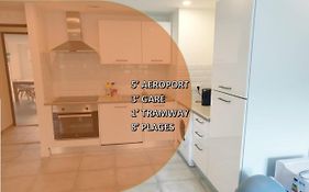 Appartements Renove 2023 Proche Aeroport 5Min, Gare Sncf 2 Min, Tramway Au Pied De L'Immeuble , Parking Possible, Renovated Apartments 2023 Near The Airport 5 Min, Train Station 2 Min, Tram Next To The Building 1 Min, Parking Possible